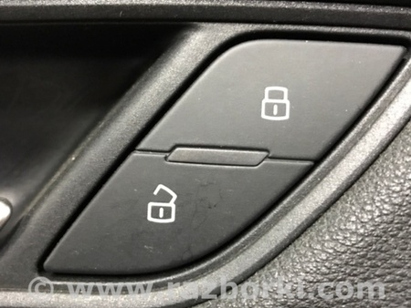 ФОТО Кнопка открытия двери для Audi (Ауди) A3 8V1, 8VA, 8V7, 8VS (03.2012-...) Киев
