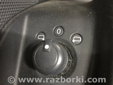 ФОТО Блок управления зеркалами для Audi (Ауди) A3 8V1, 8VA, 8V7, 8VS (03.2012-...) Киев