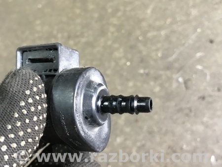 ФОТО Клапан вентиляции топливного бака для Audi (Ауди) A3 8V1, 8VA, 8V7, 8VS (03.2012-...) Киев
