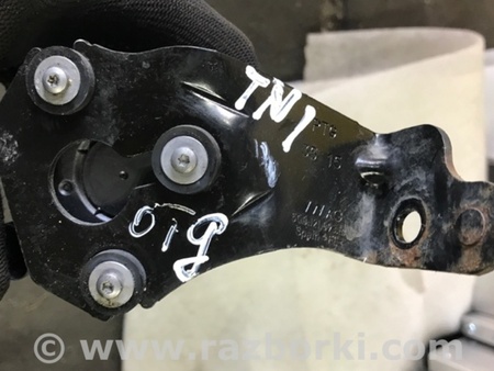 ФОТО Кронштейн для Audi (Ауди) A3 8V1, 8VA, 8V7, 8VS (03.2012-...) Киев