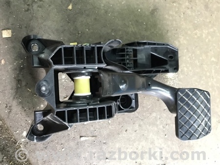 ФОТО Кронштейн для Audi (Ауди) A3 8V1, 8VA, 8V7, 8VS (03.2012-...) Киев