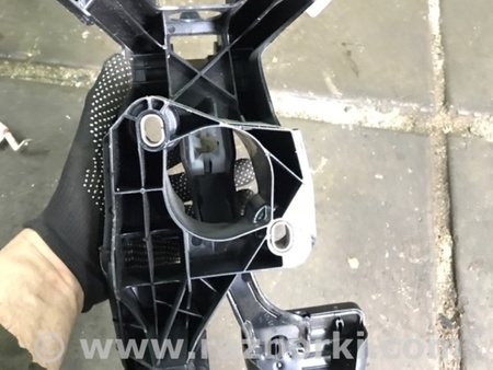 ФОТО Кронштейн для Audi (Ауди) A3 8V1, 8VA, 8V7, 8VS (03.2012-...) Киев
