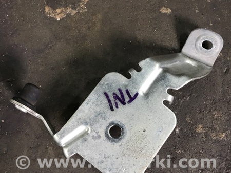 ФОТО Кронштейн для Audi (Ауди) A3 8V1, 8VA, 8V7, 8VS (03.2012-...) Киев
