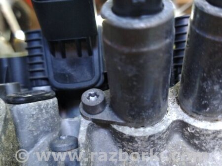 ФОТО Клапан положения фаз для Audi (Ауди) A3 8V1, 8VA, 8V7, 8VS (03.2012-...) Киев