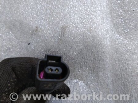 ФОТО Датчик износа тормозных колодок для Audi (Ауди) A3 8V1, 8VA, 8V7, 8VS (03.2012-...) Киев