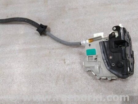 ФОТО Замок боковой двери для Audi (Ауди) A4 B8 - 8K2, 8K5 (08.2007-11.2015) Киев