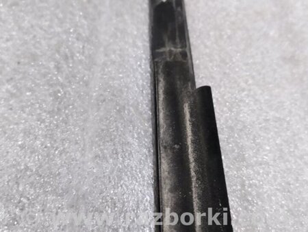 ФОТО Молдинг двери для Audi (Ауди) A4 B8 - 8K2, 8K5 (08.2007-11.2015) Киев