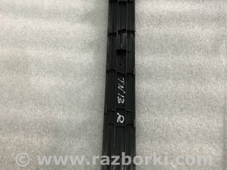 ФОТО Накладка на порог салона для Porsche Cayenne Type 958 (10-18) Киев