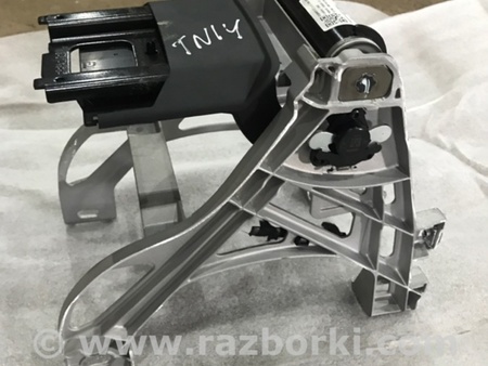 ФОТО Держатель для подлокотника для Audi (Ауди) A4 B8 - 8K2, 8K5 (08.2007-11.2015) Киев