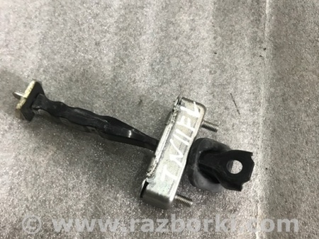 ФОТО Ограничитель двери для Infiniti QX50 Киев