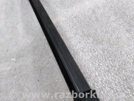 ФОТО Уплотнительная резинка для Porsche Cayenne Type 958 (10-18) Киев