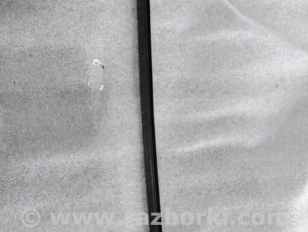ФОТО Уплотнительная резинка для Porsche Cayenne Type 958 (10-18) Киев