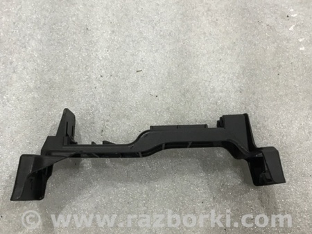 ФОТО Кронштейн для Audi (Ауди) A4 B8 - 8K2, 8K5 (08.2007-11.2015) Киев