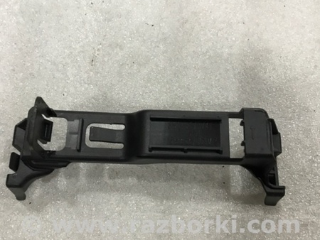 ФОТО Кронштейн для Audi (Ауди) A4 B8 - 8K2, 8K5 (08.2007-11.2015) Киев