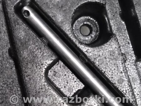 ФОТО Болт для Porsche Cayenne Type 958 (10-18) Киев