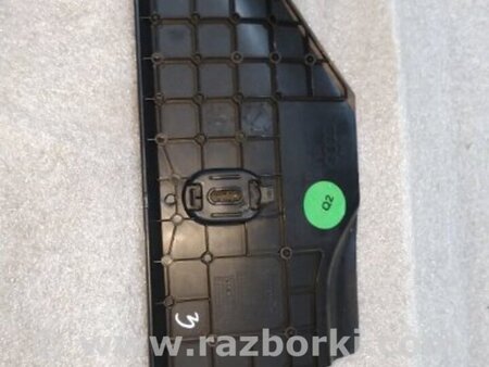 ФОТО Накладка центральной консоли для Audi (Ауди) A4 B8 - 8K2, 8K5 (08.2007-11.2015) Киев