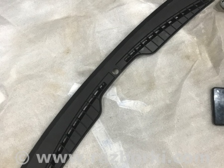 ФОТО Накладка торпедо для Porsche Cayenne Type 958 (10-18) Киев