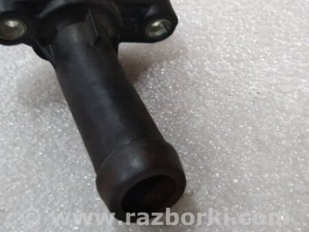 ФОТО Фланец системы охлаждения для Porsche Cayenne Type 958 (10-18) Киев