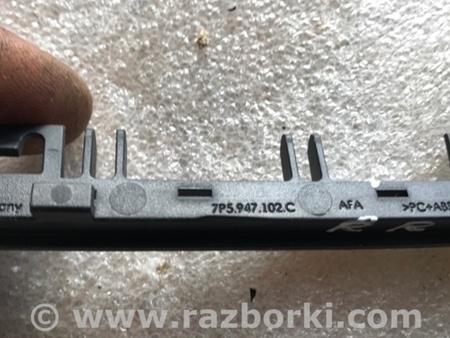 ФОТО Планка подсветки для Porsche Cayenne Type 958 (10-18) Киев