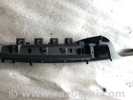 ФОТО Кронштейн для Porsche Cayenne Type 958 (10-18) Киев