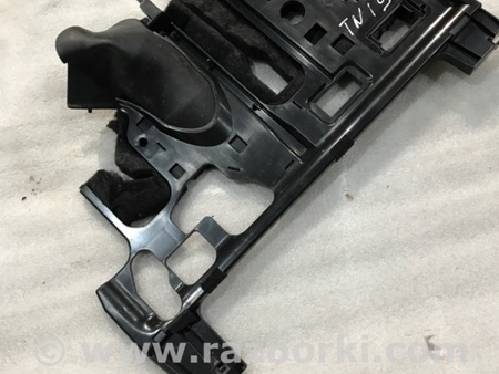 ФОТО Кронштейн для Audi (Ауди) A4 B8 - 8K2, 8K5 (08.2007-11.2015) Киев