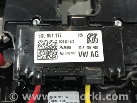 ФОТО Плафон подсветки салона для Audi (Ауди) A4 B8 - 8K2, 8K5 (08.2007-11.2015) Киев
