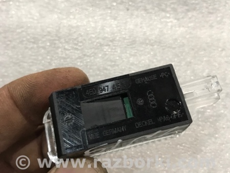 ФОТО Плафон подсветки салона для Audi (Ауди) A4 B8 - 8K2, 8K5 (08.2007-11.2015) Киев