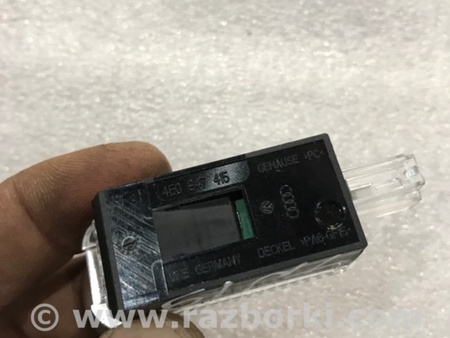 ФОТО Плафон подсветки салона для Audi (Ауди) A4 B8 - 8K2, 8K5 (08.2007-11.2015) Киев