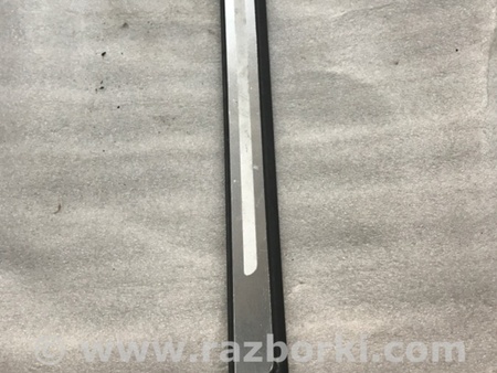 ФОТО Накладка на порог салона для Audi (Ауди) A4 B8 - 8K2, 8K5 (08.2007-11.2015) Киев