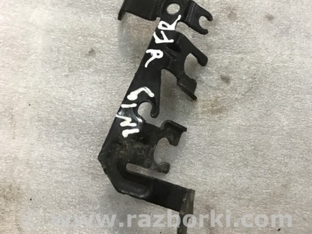 ФОТО Кронштейн для Audi (Ауди) A4 B8 - 8K2, 8K5 (08.2007-11.2015) Киев