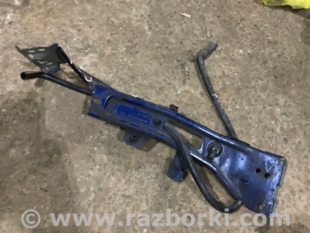 ФОТО Кронштейн для Audi (Ауди) A4 B8 - 8K2, 8K5 (08.2007-11.2015) Киев