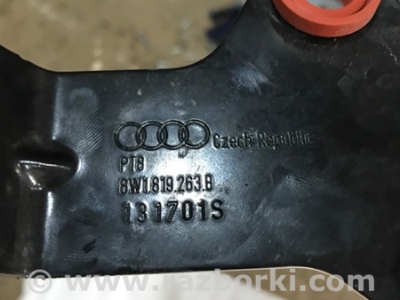 ФОТО Кронштейн для Audi (Ауди) A4 B8 - 8K2, 8K5 (08.2007-11.2015) Киев