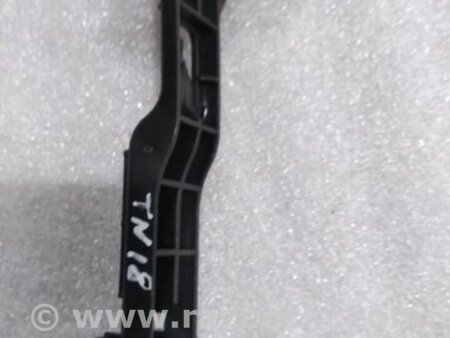 ФОТО Кронштейн для Audi (Ауди) A4 B8 - 8K2, 8K5 (08.2007-11.2015) Киев