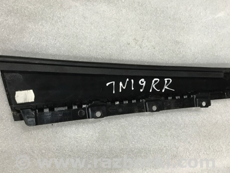 ФОТО Накладка рамки двери для Audi (Ауди) A4 B8 - 8K2, 8K5 (08.2007-11.2015) Киев