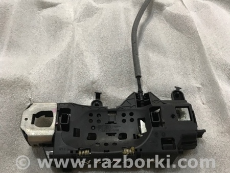 ФОТО Кронштейн ручки двери для Audi (Ауди) A4 B8 - 8K2, 8K5 (08.2007-11.2015) Киев