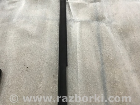 ФОТО Молдинг двери для Audi (Ауди) A4 B8 - 8K2, 8K5 (08.2007-11.2015) Киев