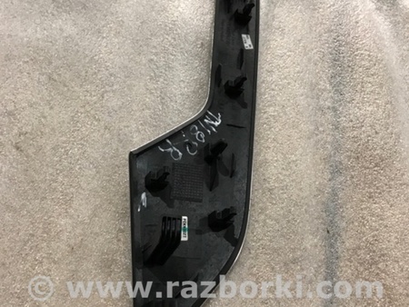 ФОТО Накладка на карту двери для Audi (Ауди) A4 B8 - 8K2, 8K5 (08.2007-11.2015) Киев