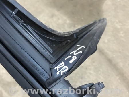 ФОТО Направляющая стекла двери для Audi (Ауди) A4 B8 - 8K2, 8K5 (08.2007-11.2015) Киев