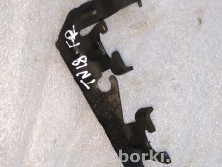 ФОТО Кронштейн для Audi (Ауди) A4 B8 - 8K2, 8K5 (08.2007-11.2015) Киев