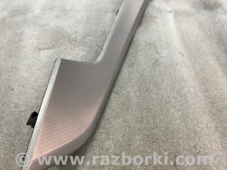 ФОТО Накладка на карту двери для Audi (Ауди) A4 B8 - 8K2, 8K5 (08.2007-11.2015) Киев