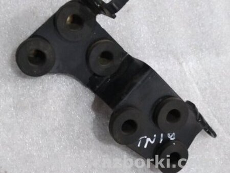ФОТО Кронштейн для Audi (Ауди) A4 B8 - 8K2, 8K5 (08.2007-11.2015) Киев