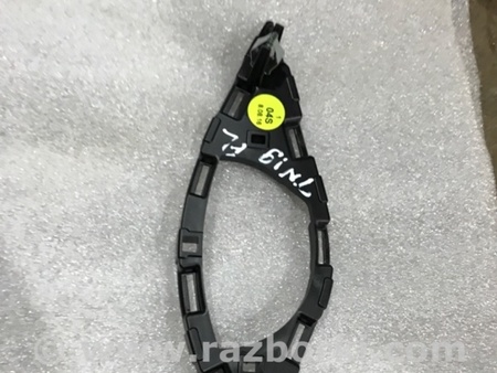 ФОТО Кронштейн для Audi (Ауди) A4 B8 - 8K2, 8K5 (08.2007-11.2015) Киев