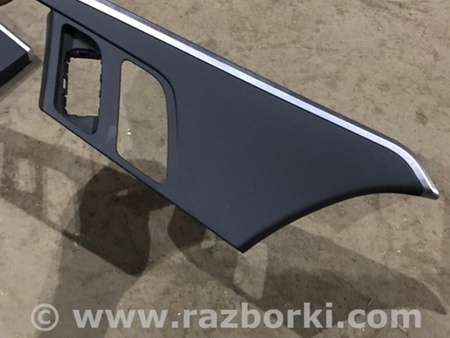ФОТО Накладка на карту двери для Audi (Ауди) A4 B8 - 8K2, 8K5 (08.2007-11.2015) Киев