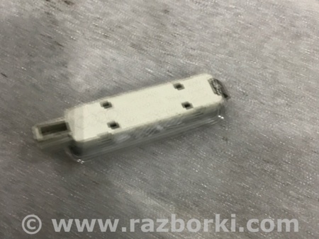 ФОТО Плафон подсветки салона для Audi (Ауди) A4 B8 - 8K2, 8K5 (08.2007-11.2015) Киев