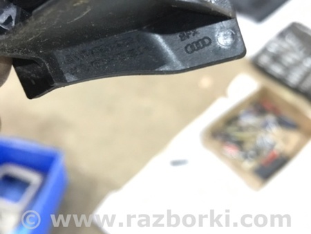 ФОТО Пластик для Audi (Ауди) A4 B8 - 8K2, 8K5 (08.2007-11.2015) Киев