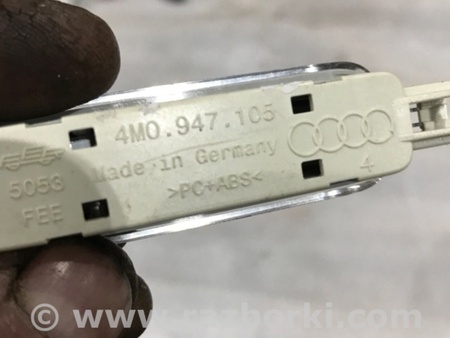 ФОТО Плафон подсветки салона для Audi (Ауди) A4 B8 - 8K2, 8K5 (08.2007-11.2015) Киев
