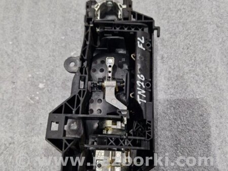 ФОТО Кронштейн ручки двери для Audi (Ауди) A4 B8 - 8K2, 8K5 (08.2007-11.2015) Киев