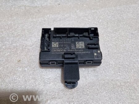 ФОТО Блок управления для Audi (Ауди) A4 B8 - 8K2, 8K5 (08.2007-11.2015) Киев
