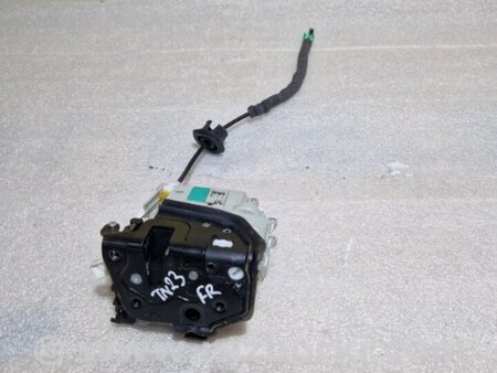 ФОТО Замок боковой двери для Audi (Ауди) A4 B8 - 8K2, 8K5 (08.2007-11.2015) Киев