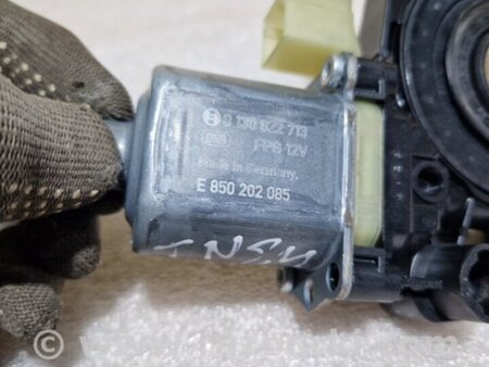 ФОТО Мотор стеклоподъемника для Audi (Ауди) A3 8V1, 8VA, 8V7, 8VS (03.2012-...) Киев